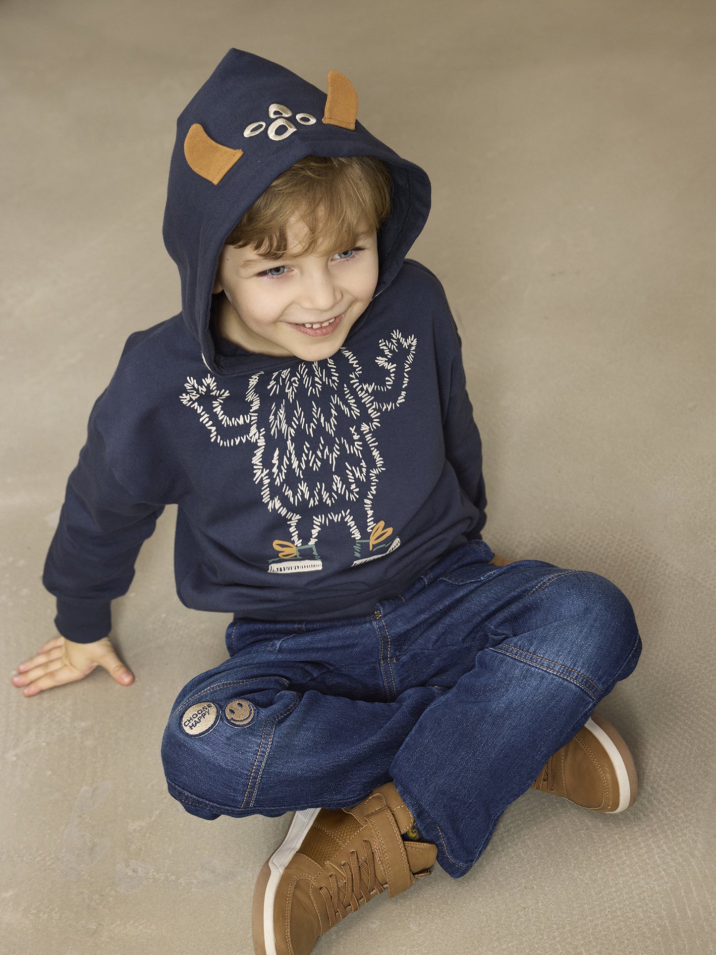 "Monster" Sweatshirt mit Kapuze